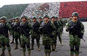militares de mexico y sus pendejos 12